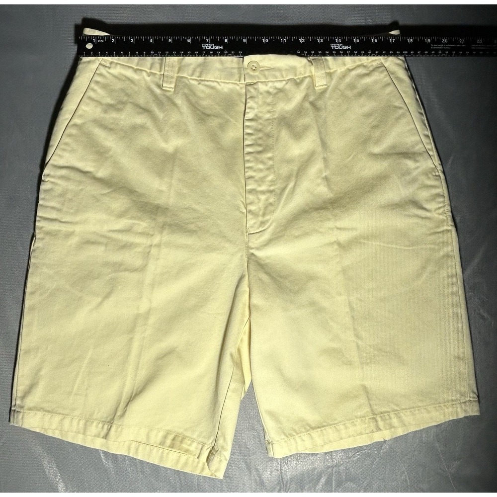 GAP Clean Cut Yellow Shorts Vintage Size 36 - Picture 2 of 11